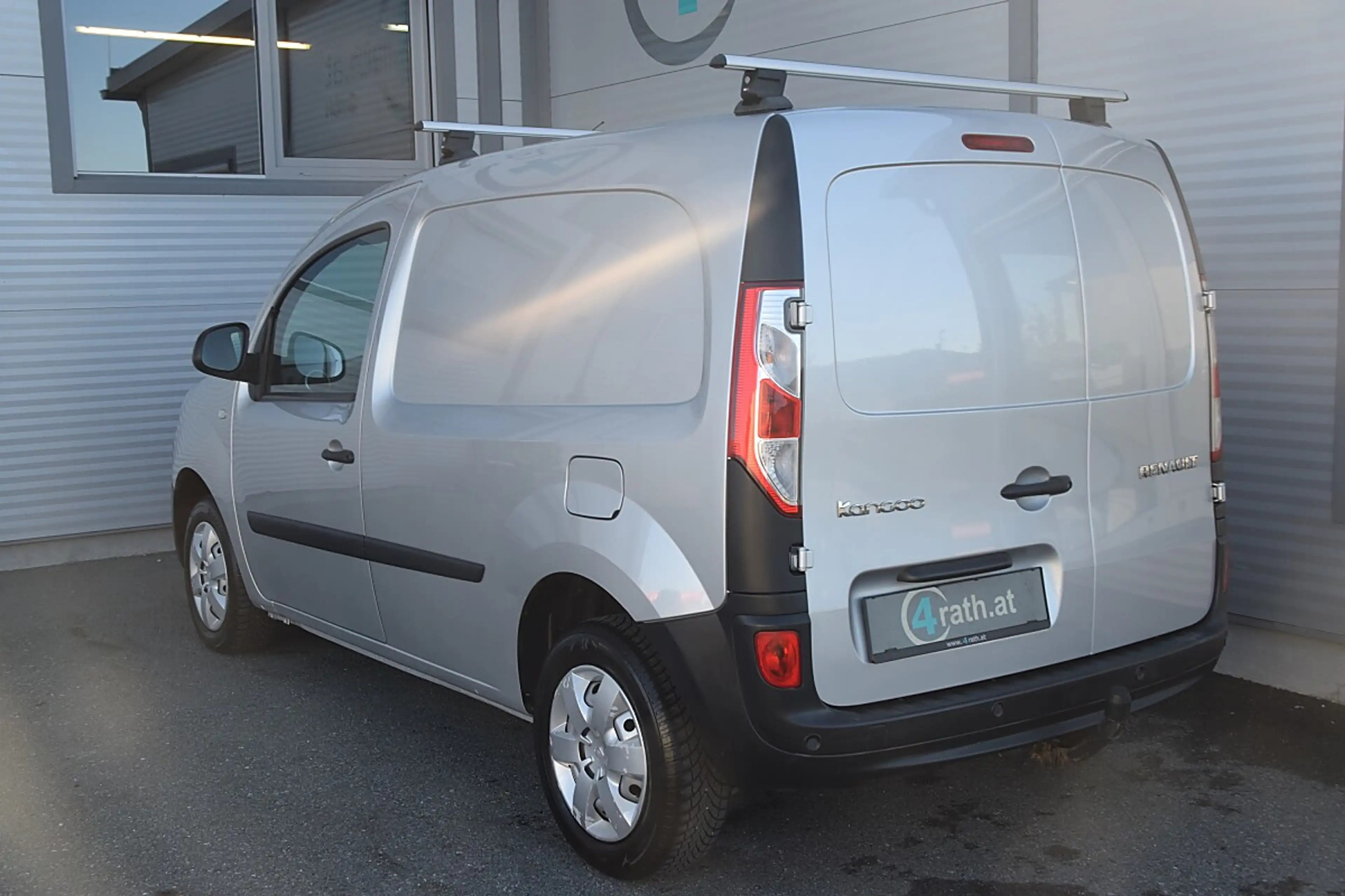 Renault Kangoo Express Compact ENERGY dCi 75 EU6 AHK — photo 4
