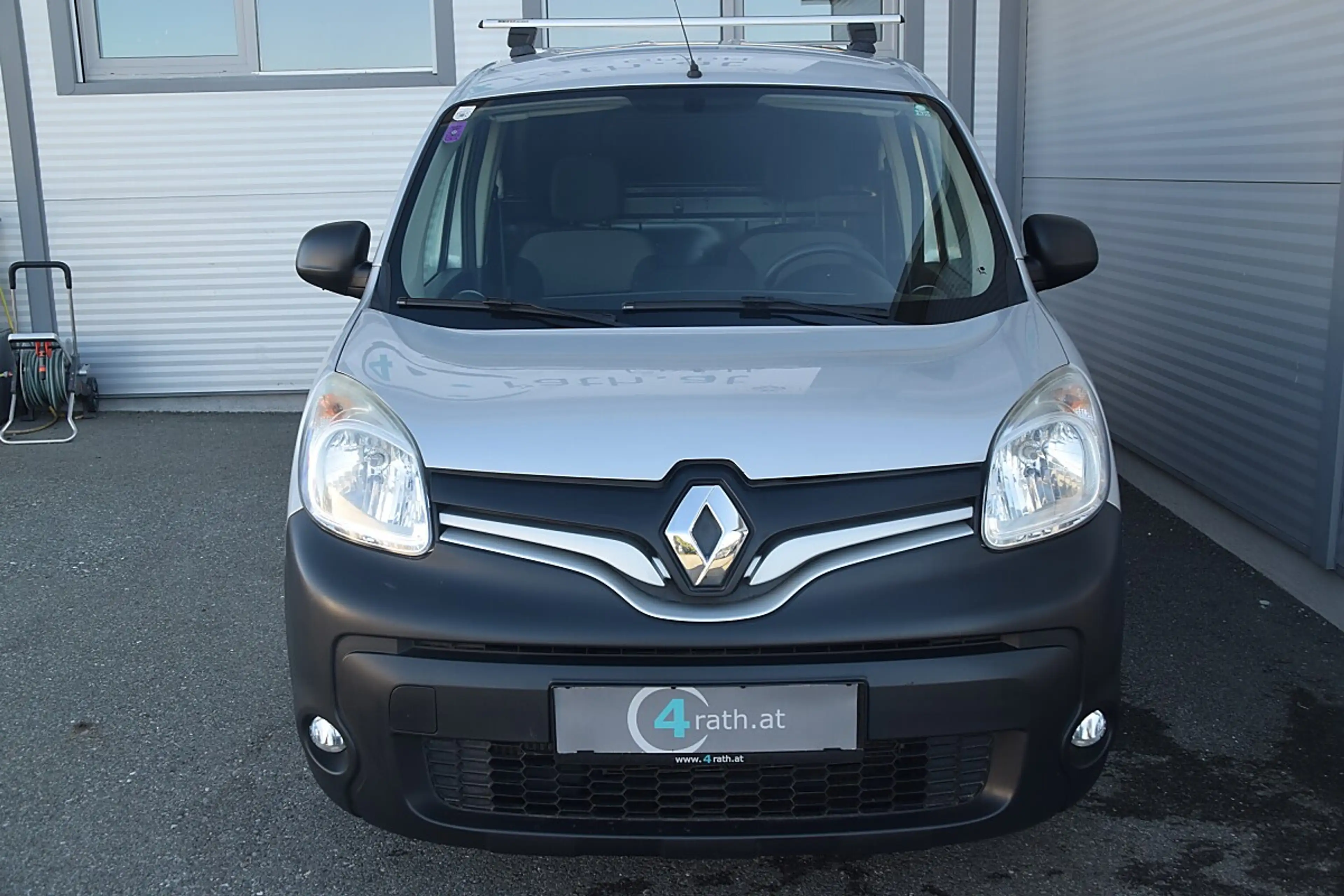 Renault Kangoo Express Compact ENERGY dCi 75 EU6 AHK — photo 3