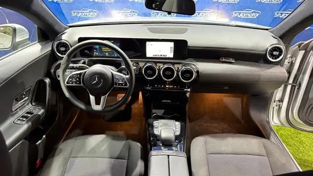 Mercedes-Benz CLA view 20
