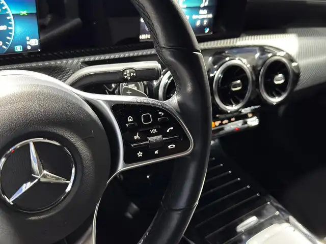 Mercedes-Benz Cla view 4