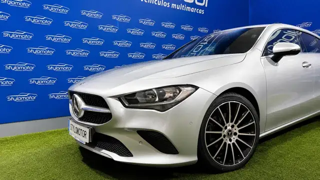 Mercedes-Benz Cla view 9
