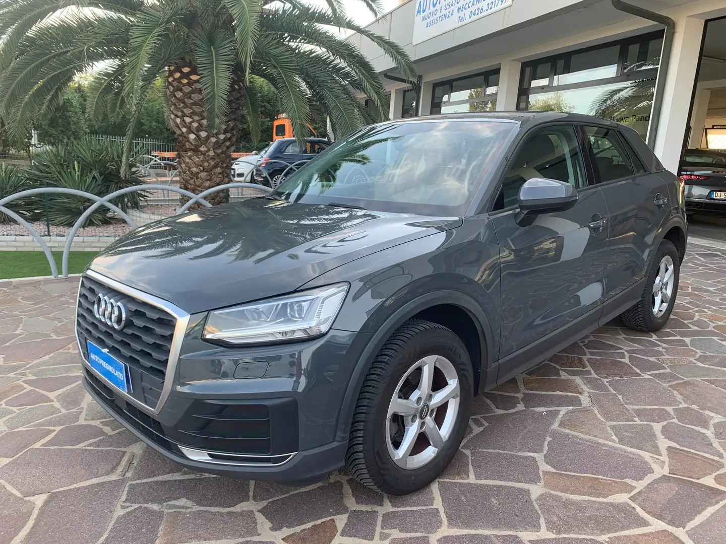 Audi Q2 Q2 I 2017 30 1.6 tdi Admired Grigio - 2