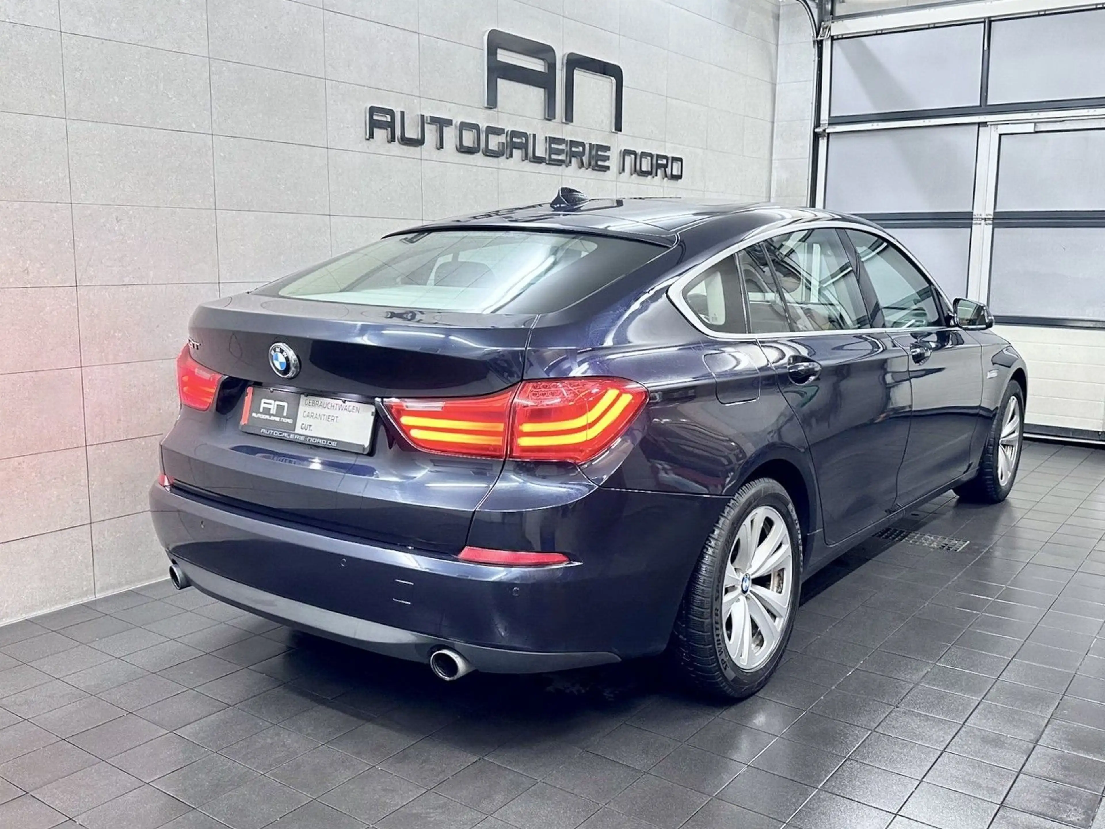 BMW 535 Pano+Leder-Dakota+NaviProf. — photo 6