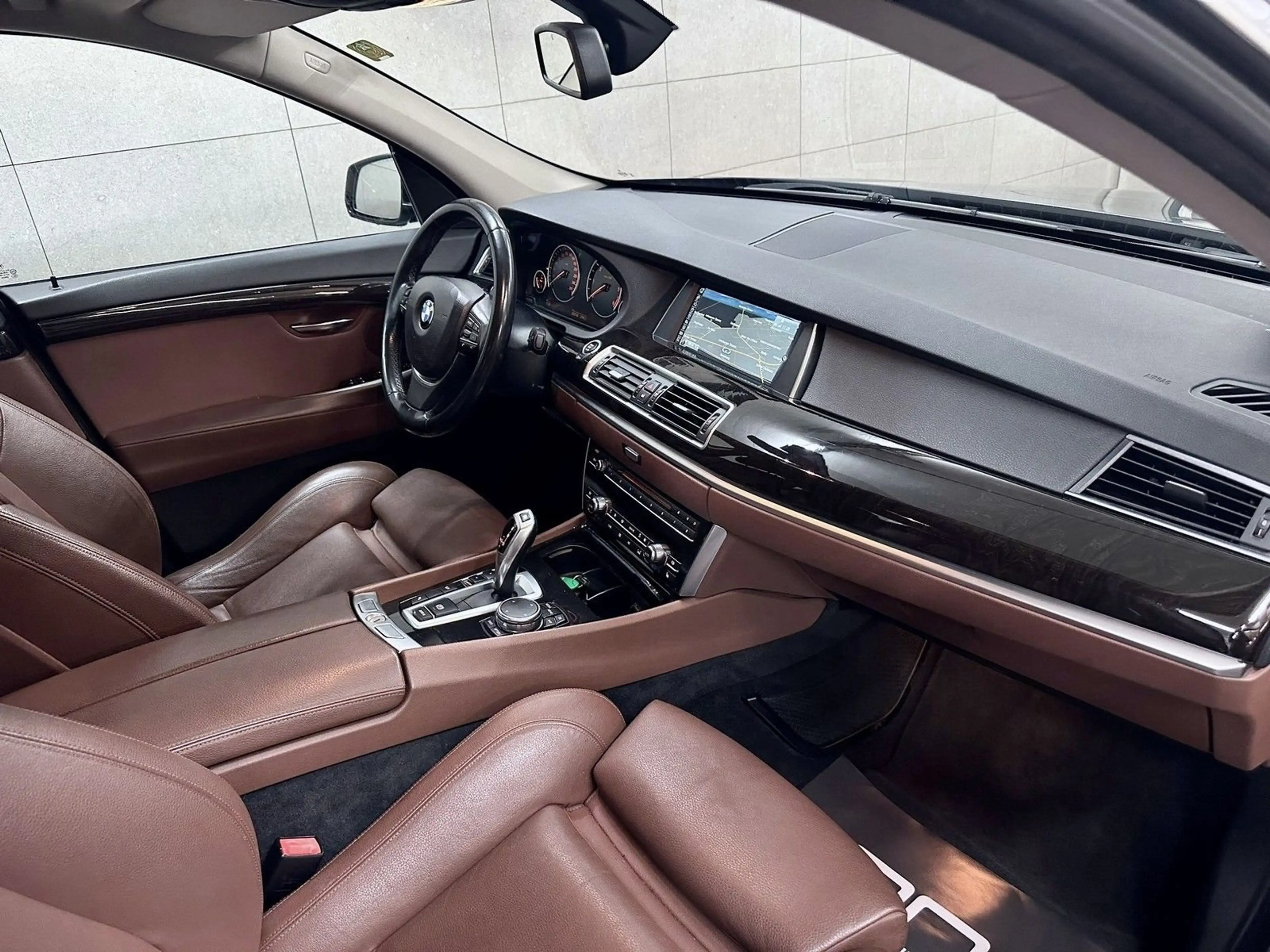 BMW 535 Pano+Leder-Dakota+NaviProf. — photo 12