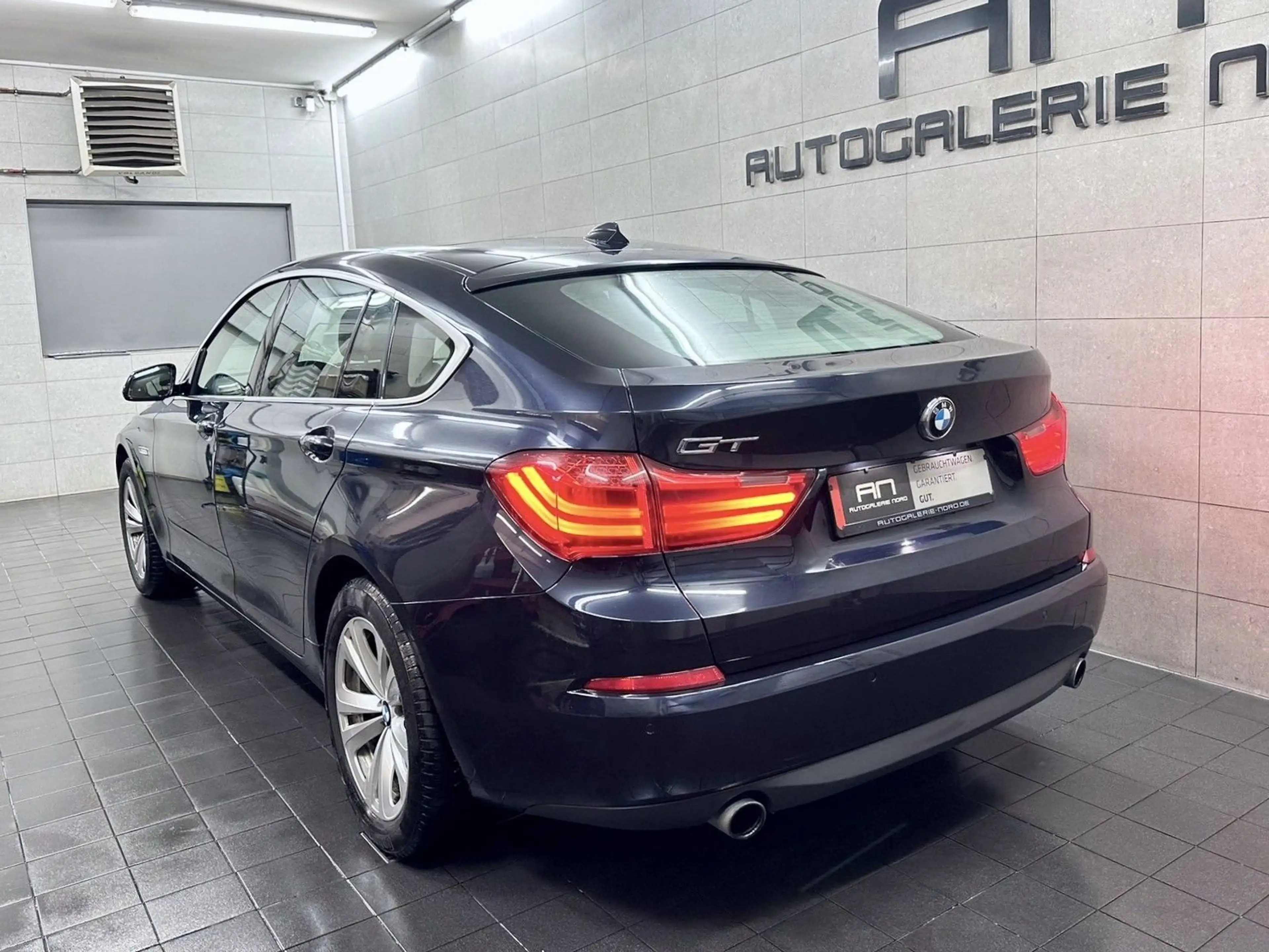 BMW 535 Pano+Leder-Dakota+NaviProf. — photo 9