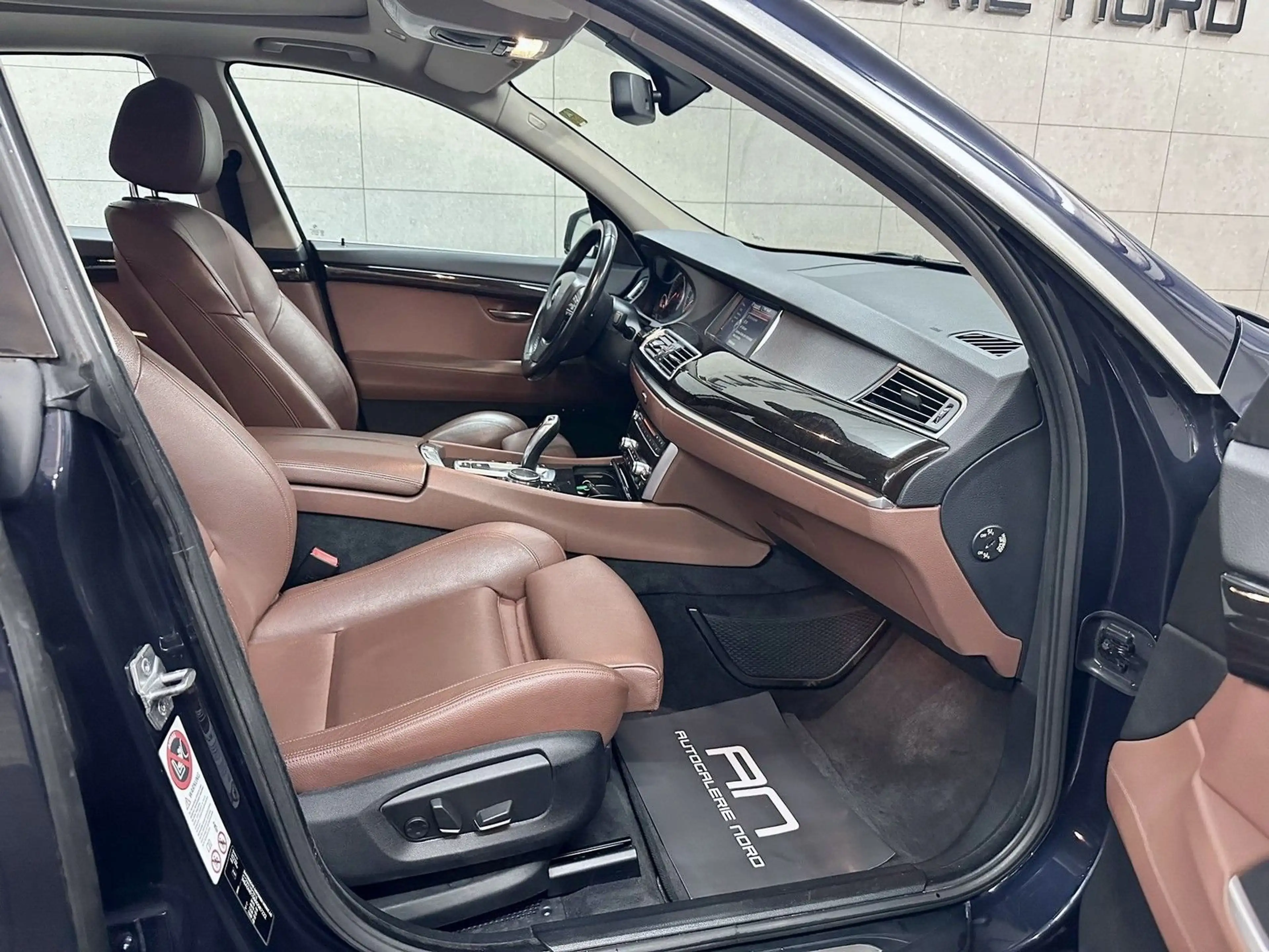 BMW 535 Pano+Leder-Dakota+NaviProf. — photo 13