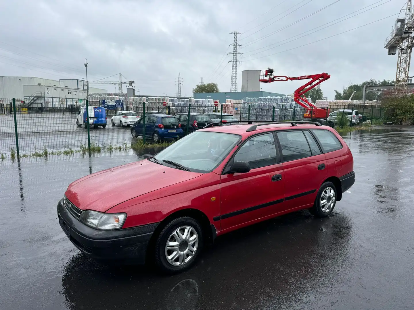 Toyota Carina 1.6i airco climatisé Rouge - 2