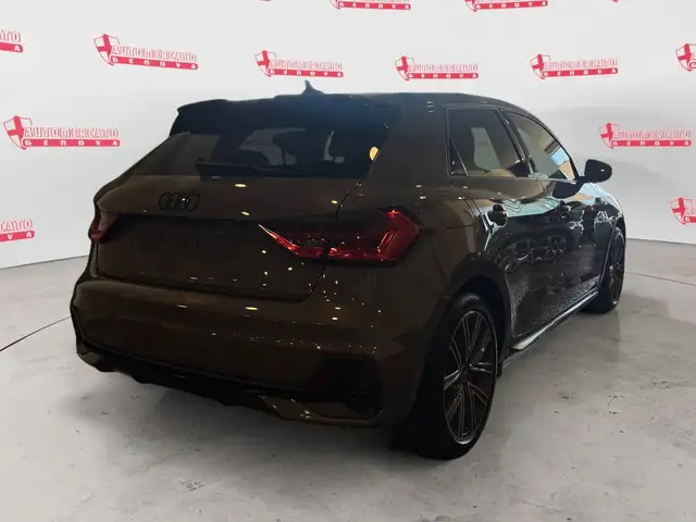 Audi A1 view 4