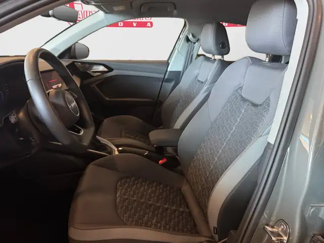 Audi A1 view 8