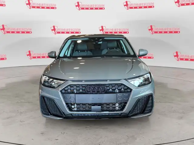 Audi A1 view 6