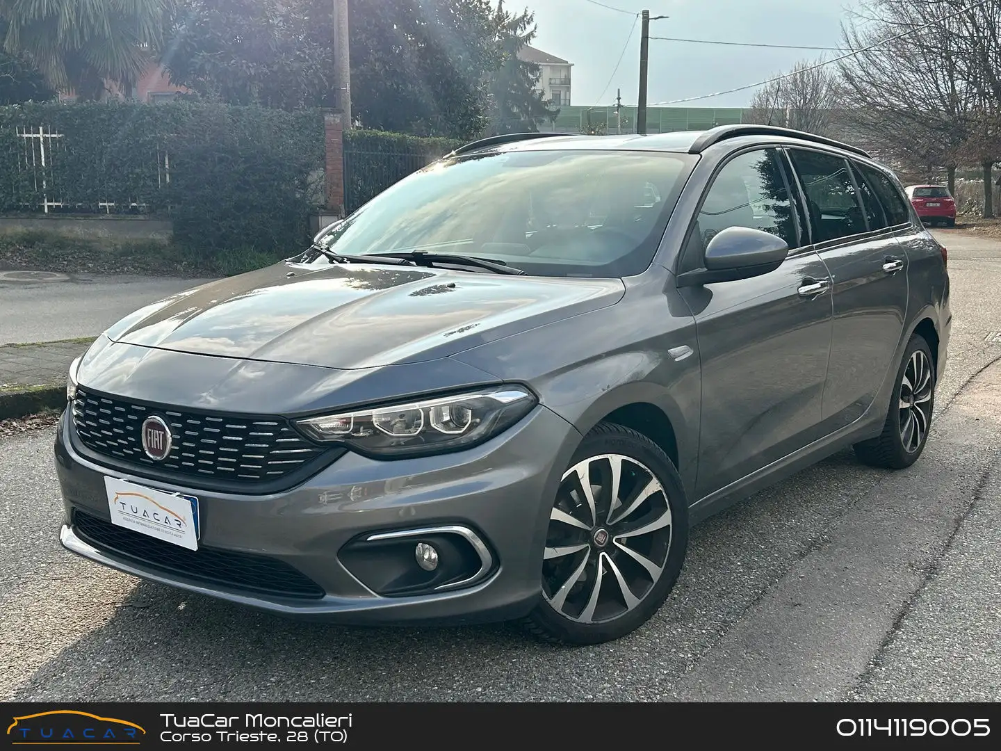 Fiat Tipo Lounge 1.6 Multijet Gris - 1