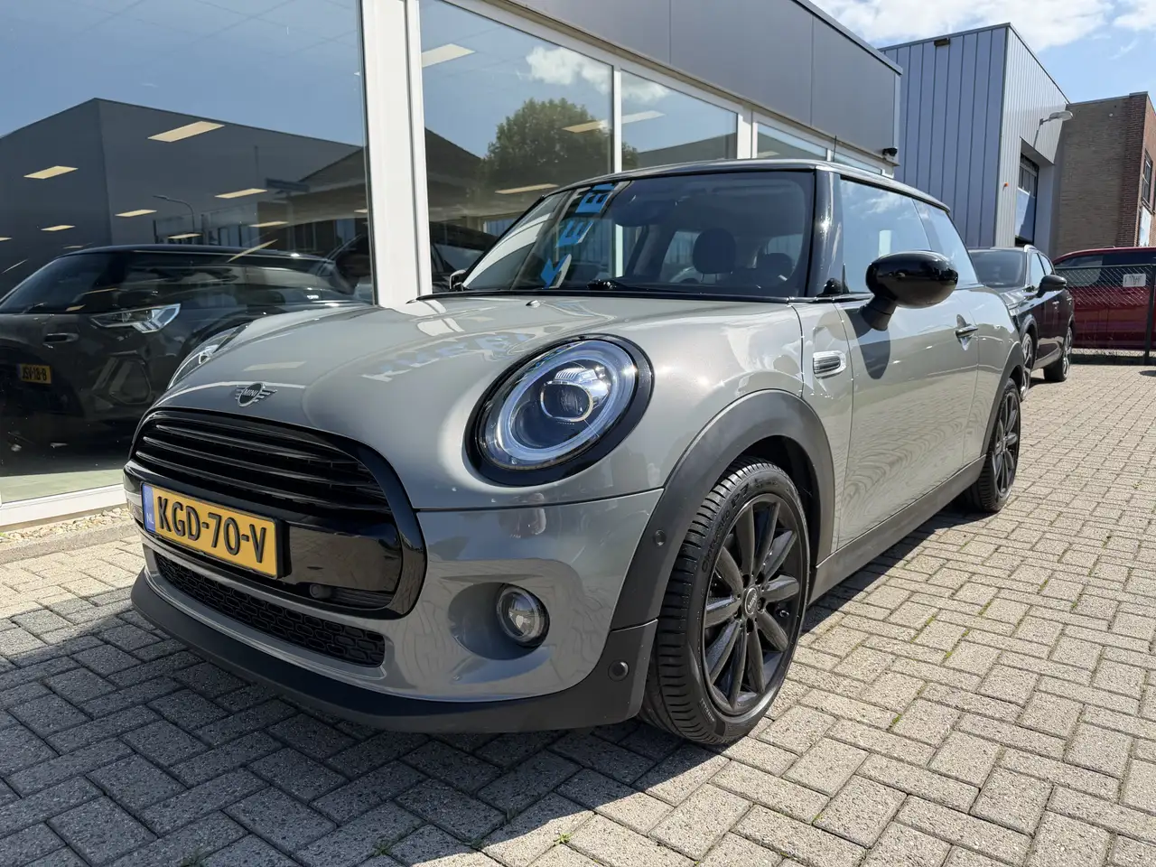 MINI Cooper 3-Deurs 1.5 Chili Speciaal Grijs metallic, миниатюра 3