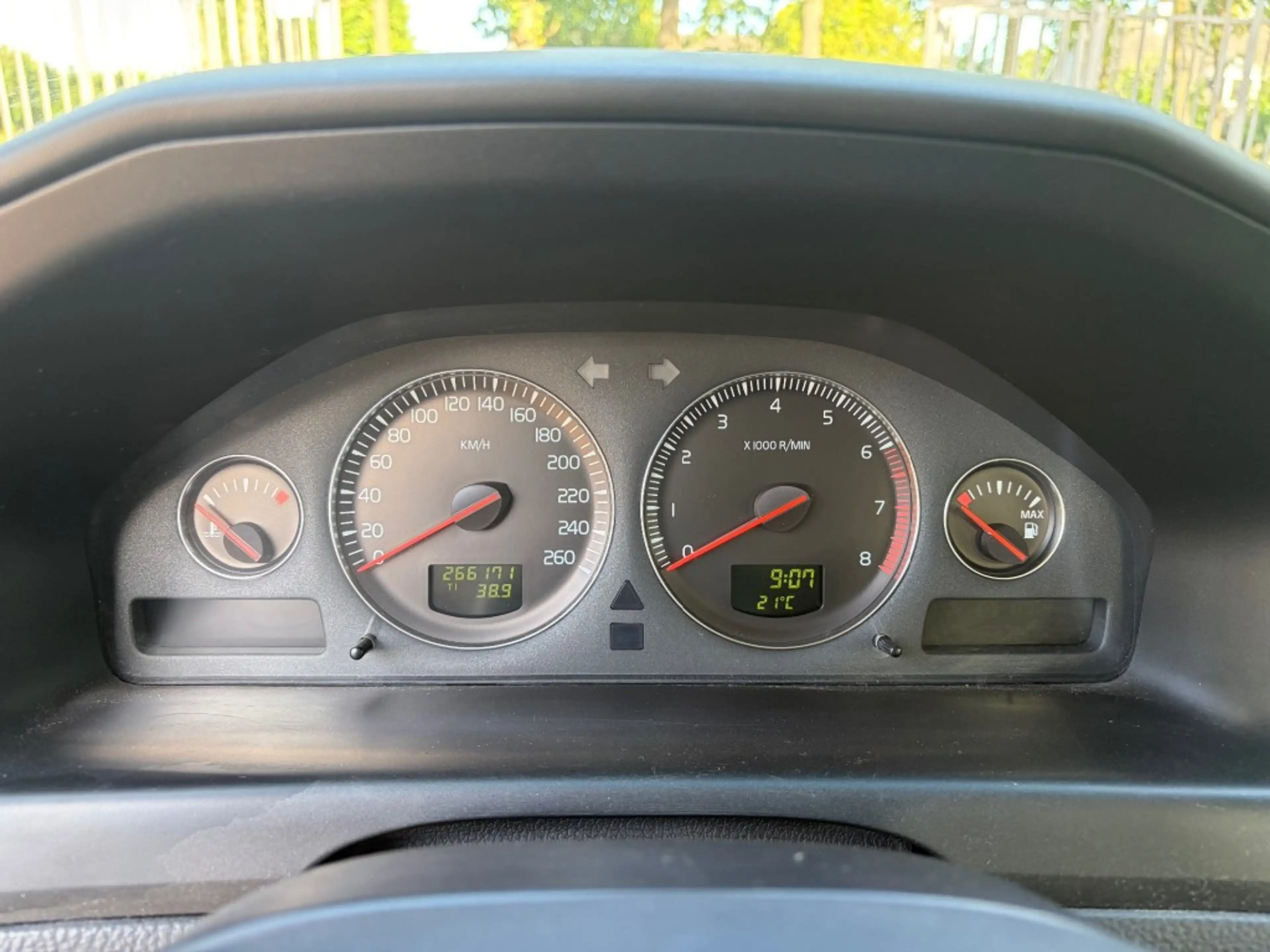 Volvo V70 2.4 Automaat — photo 9