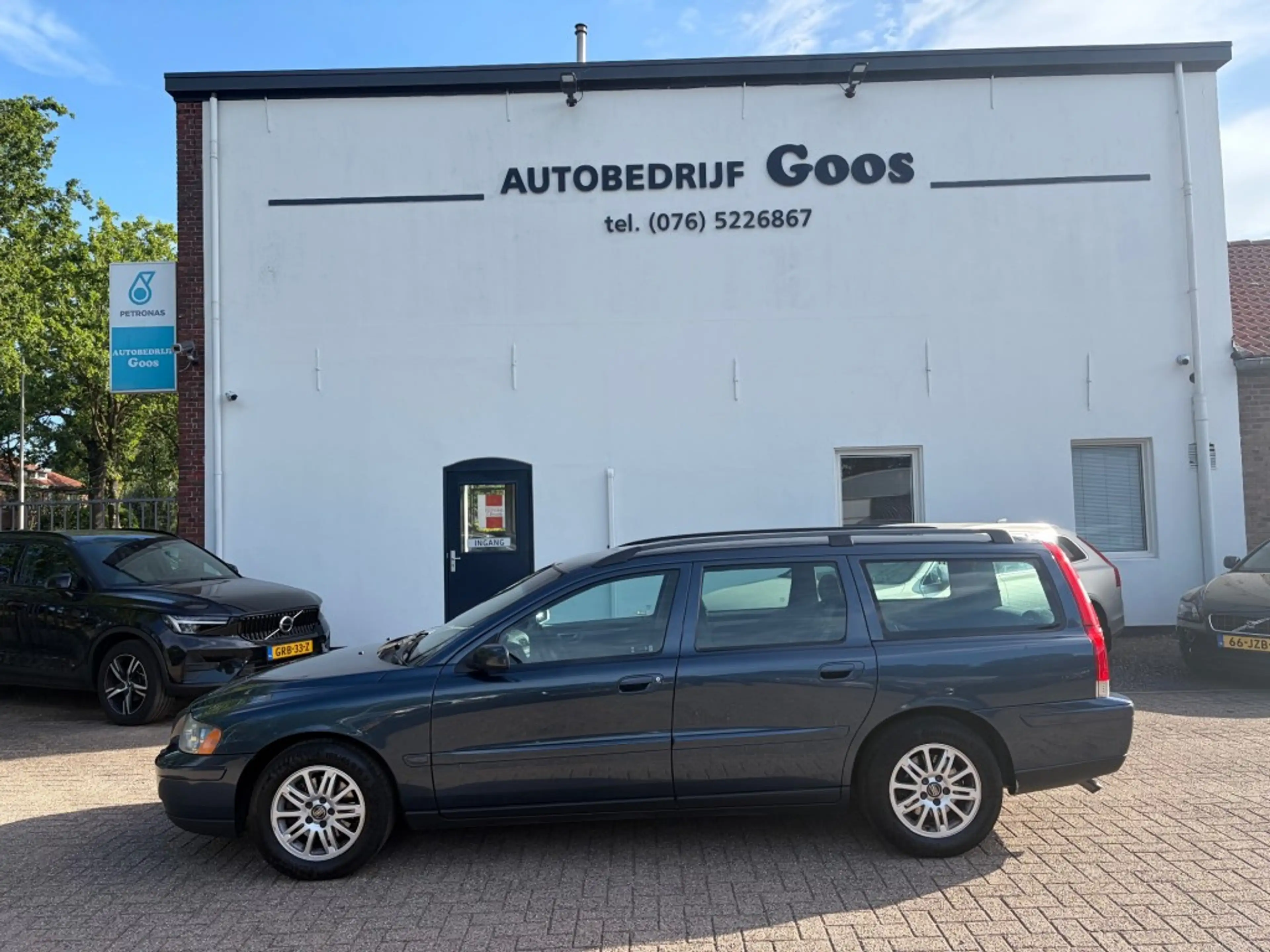 Volvo V70 2.4 Automaat — photo 2