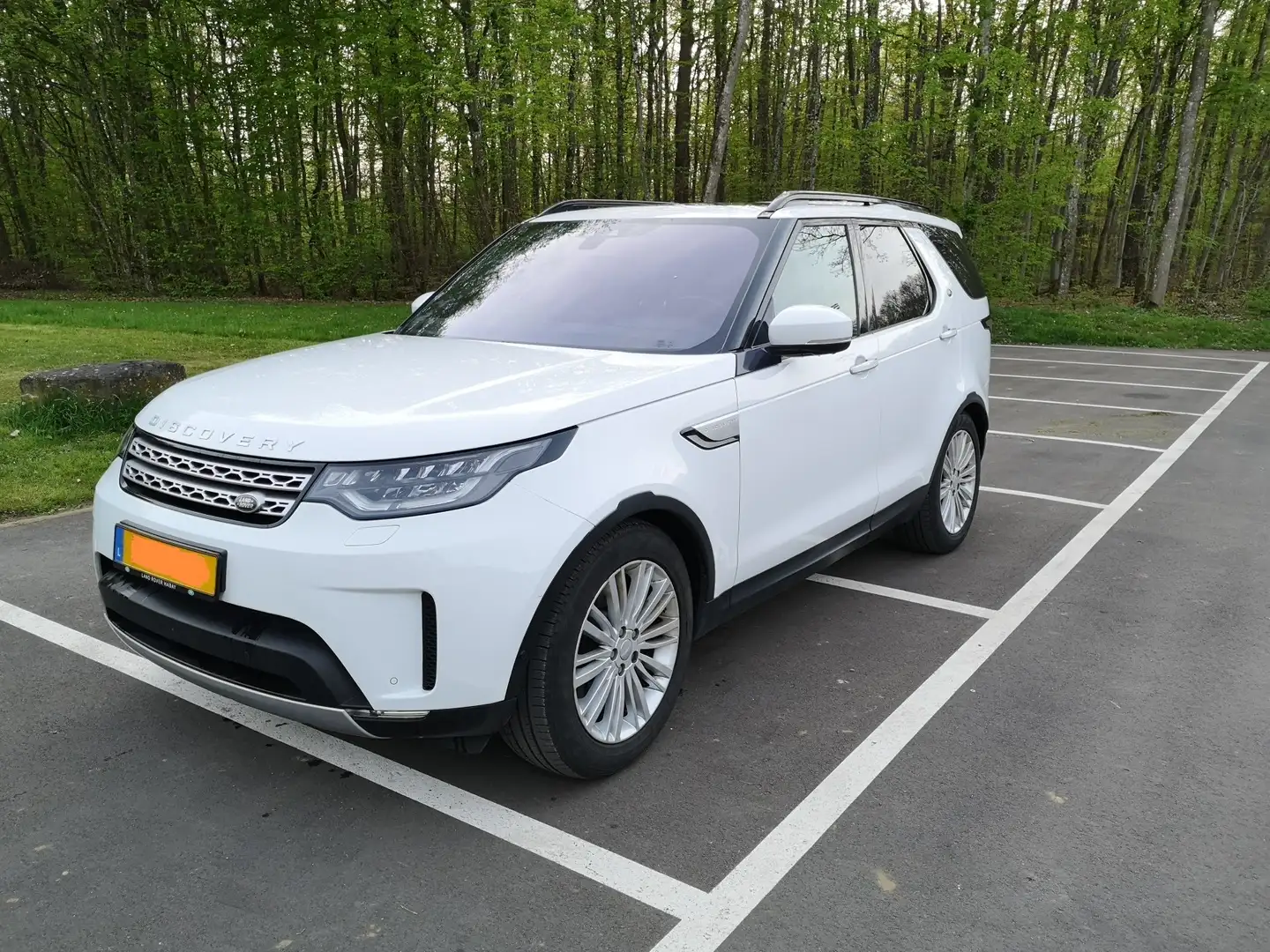 Land Rover Discovery 3.0 TD6 HSE Luxury 7pl. Blanc - 1