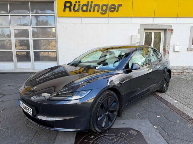 Imagine Tesla Model 3 Highland Long Range Dual AWD *MwSt ausweisbar*