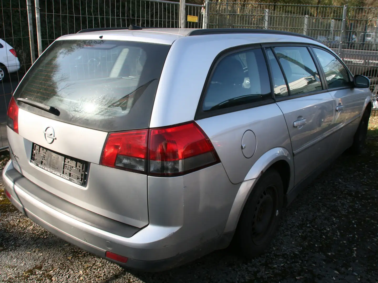 Opel Vectra 1.8 Caravan Argent - 2