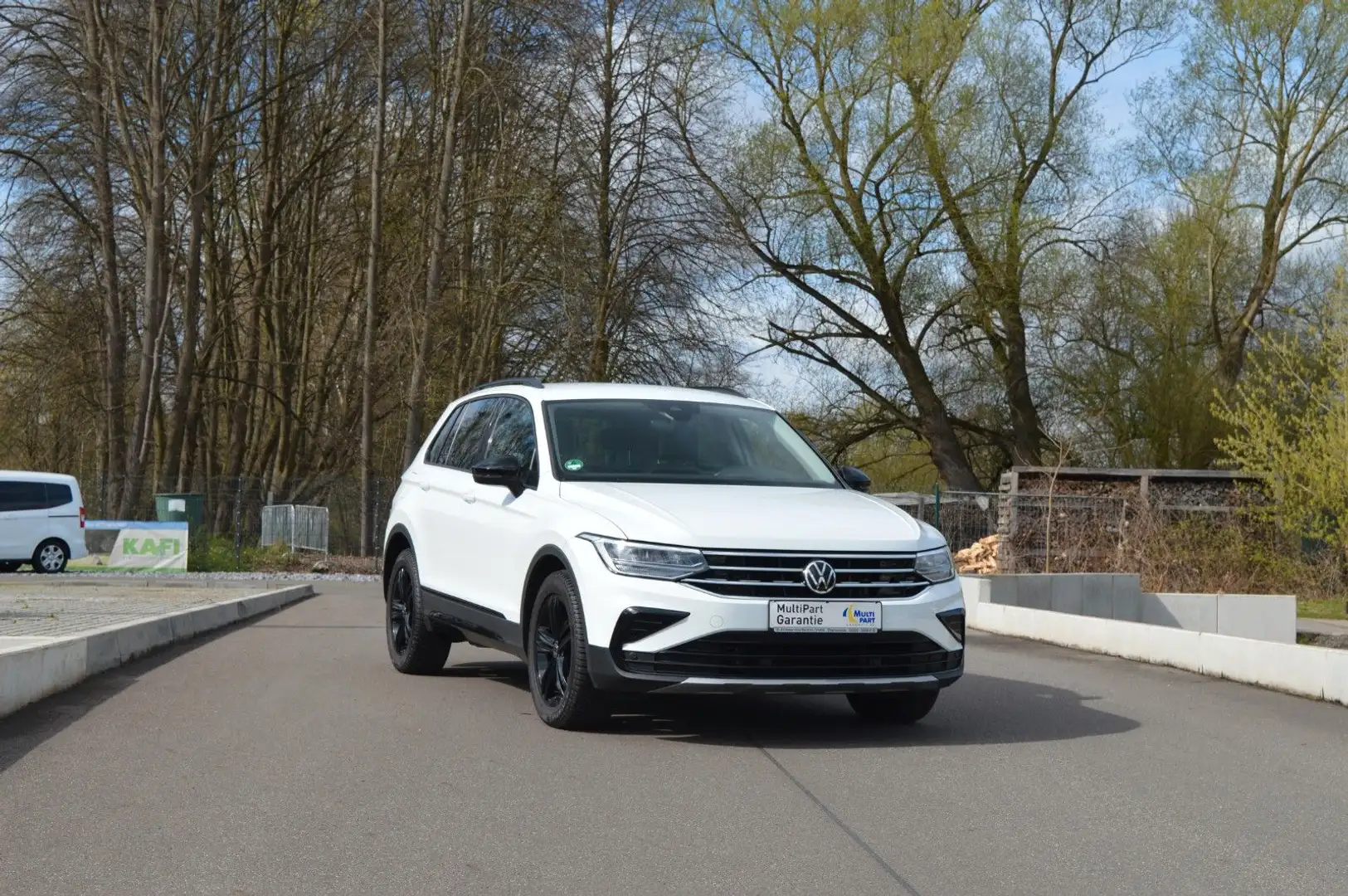 Volkswagen Tiguan Life , URBAN Sport Bianco - 2