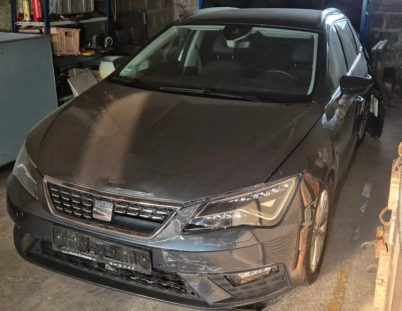 SEAT Leon Xcellence "UNFALLFAHRZEUG" Grau - 1