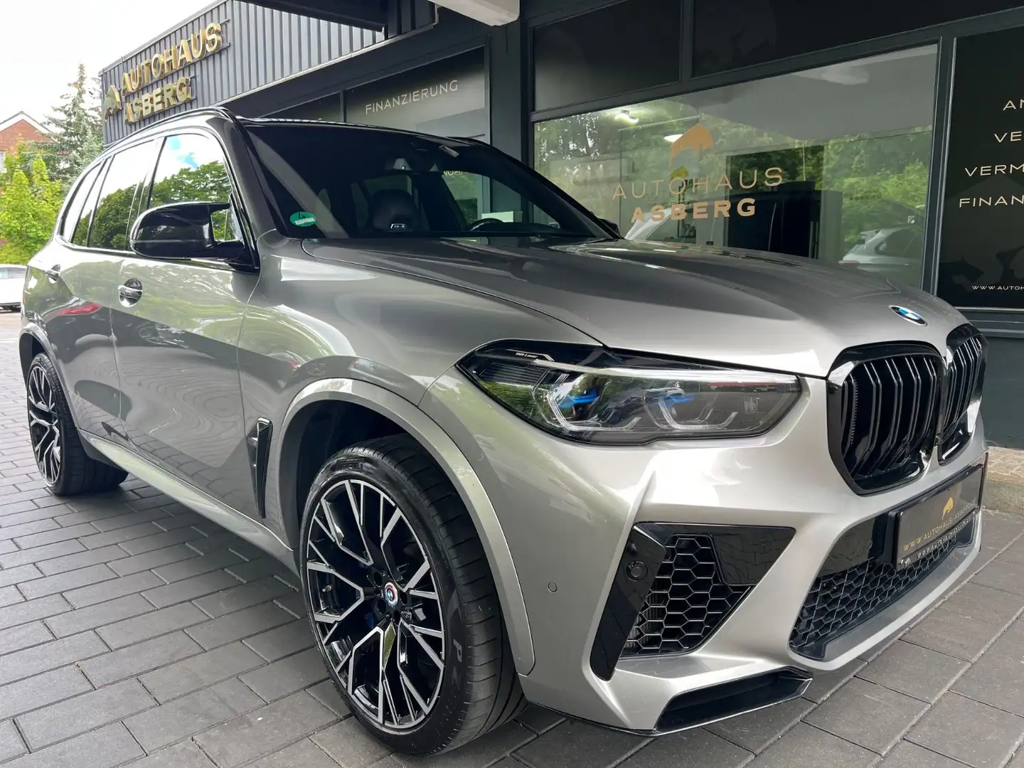BMW X5 M Competition/HEADUP/AHK/H&K/LASER/AERO Šedá - 1