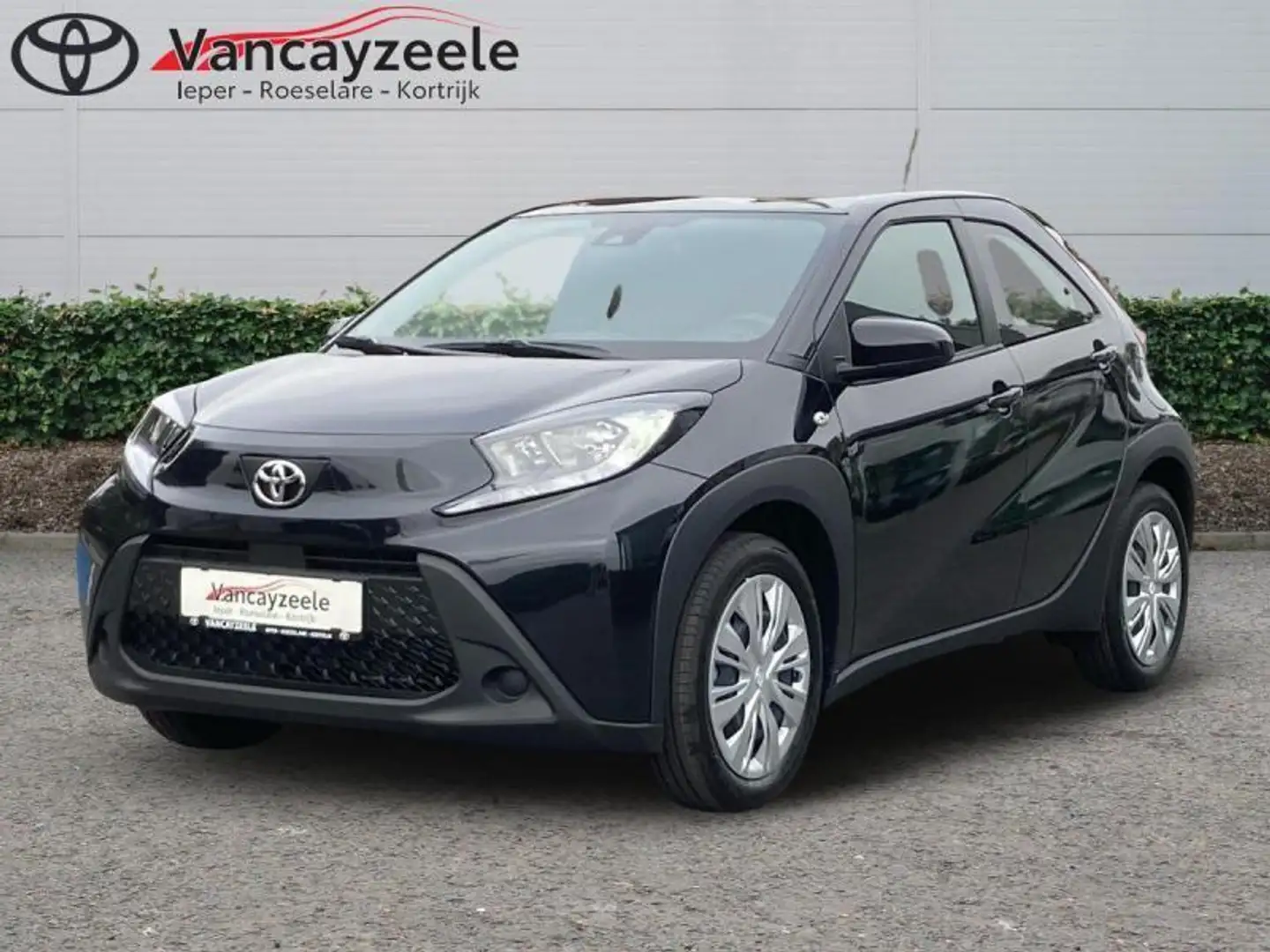 toyota aygo x