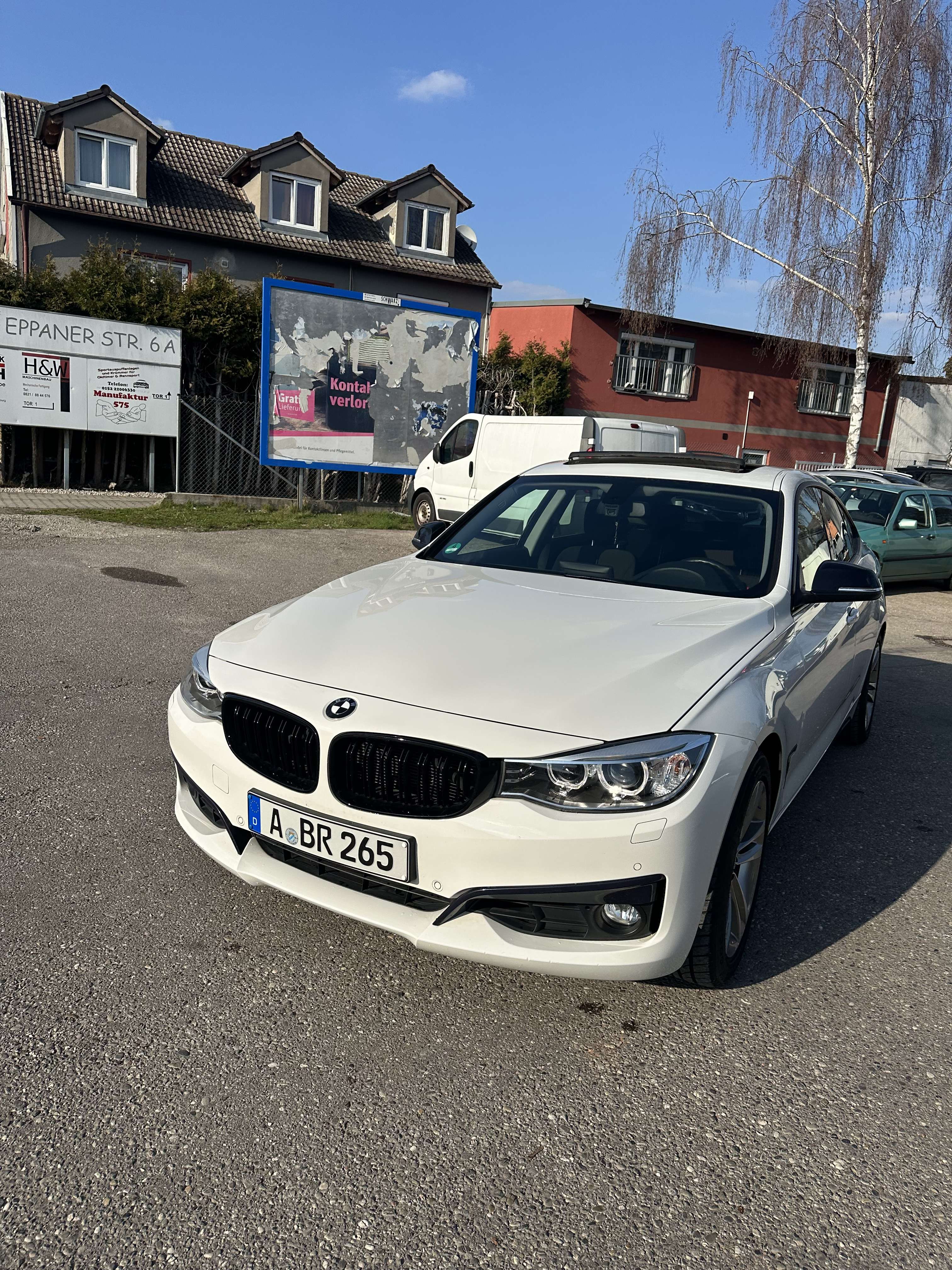 Second hand Bmw 3 Series 320