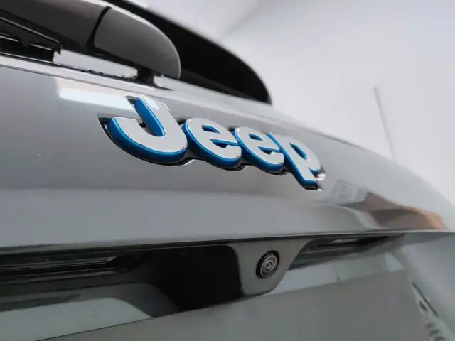 Jeep Compass view 3