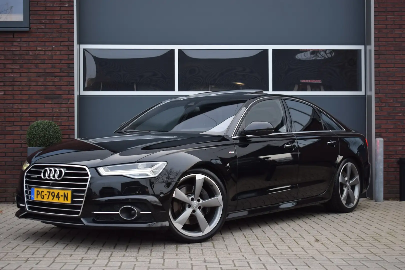 Audi A6 Limousine 3.0 TDI Quattro S-line | Luchtvering | S Nero - 1
