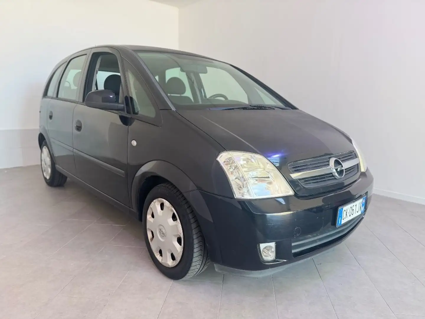 Opel Meriva 1.6 16V Cosmo Black - 2