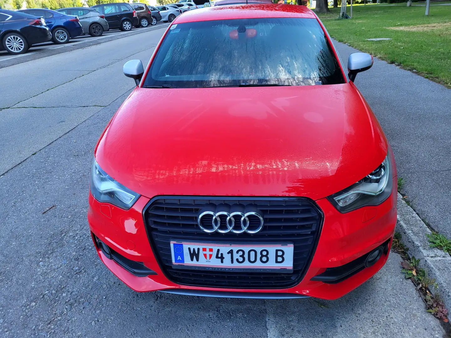 Audi A1 A1 SB 1,2 TFSI Limited Limited Rot - 2