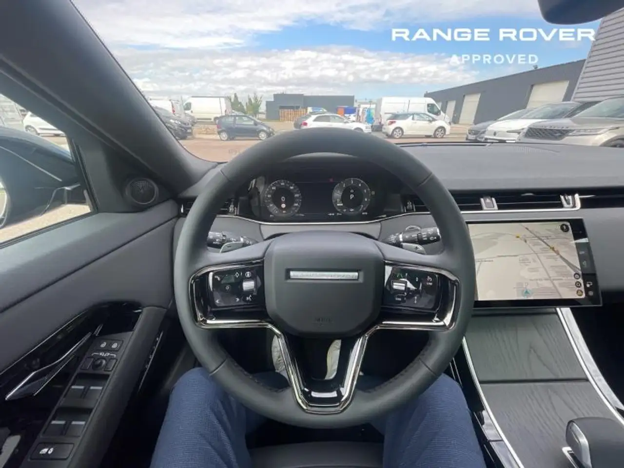 Land Rover Range Rover Evoque 2026 — фото 6