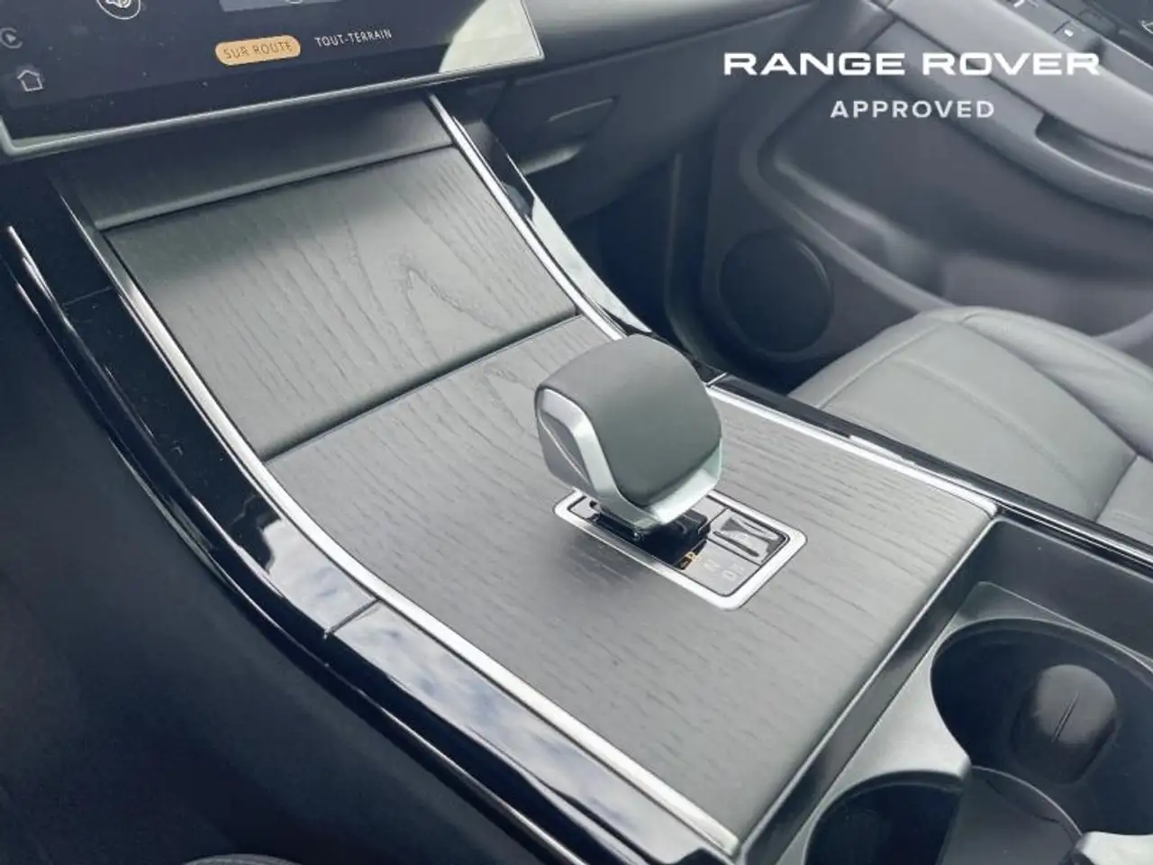 Land Rover Range Rover Evoque 2026 — фото 10