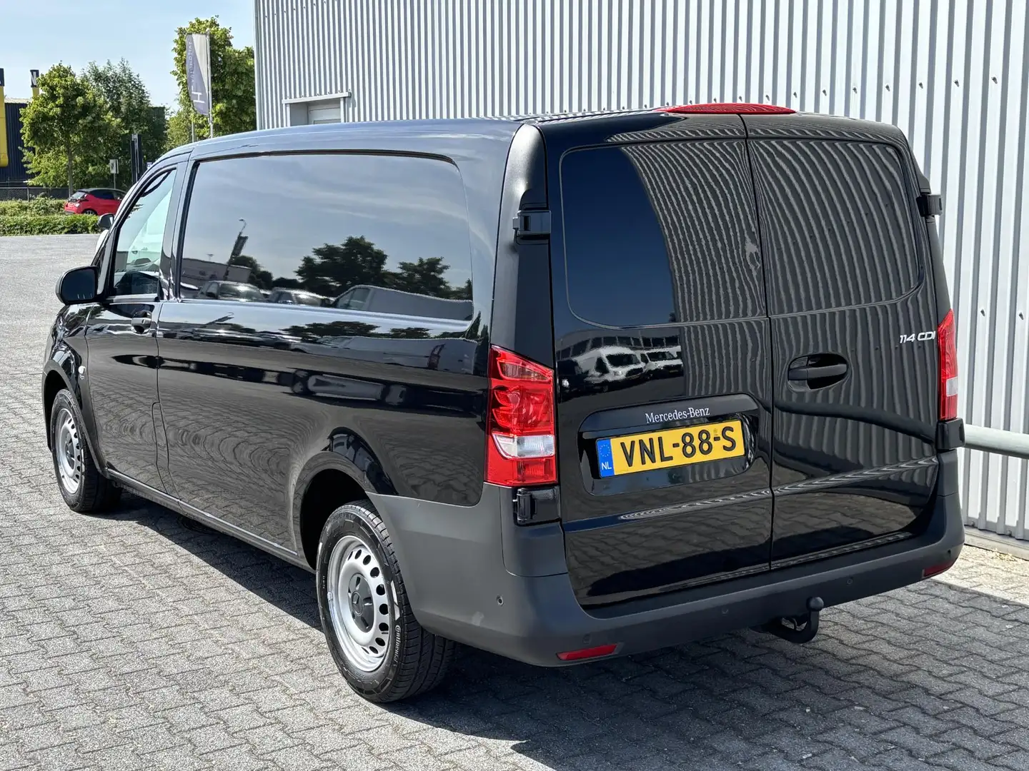 Mercedes-Benz Vito 114 CDI Lang*CRUISE*NAVI*3PERS*AUTOM.*ECC Zwart - 2