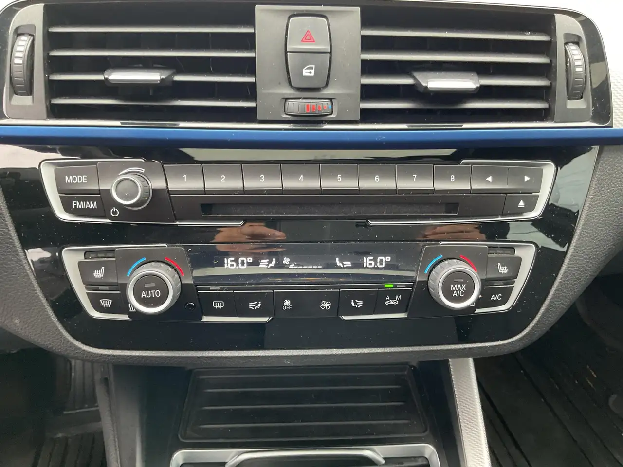 BMW 2 Series photo BMW 2 Series