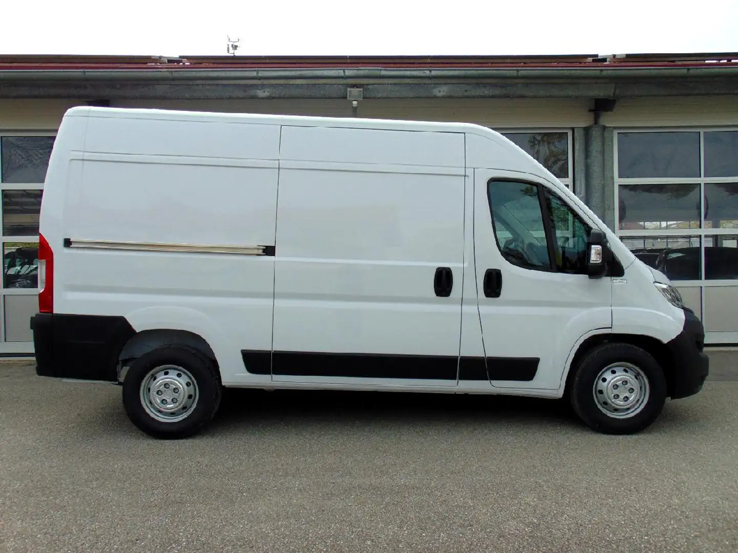 Opel Movano Movano C Kasten HKa L2H2 3,5t Edition Blanc - 2
