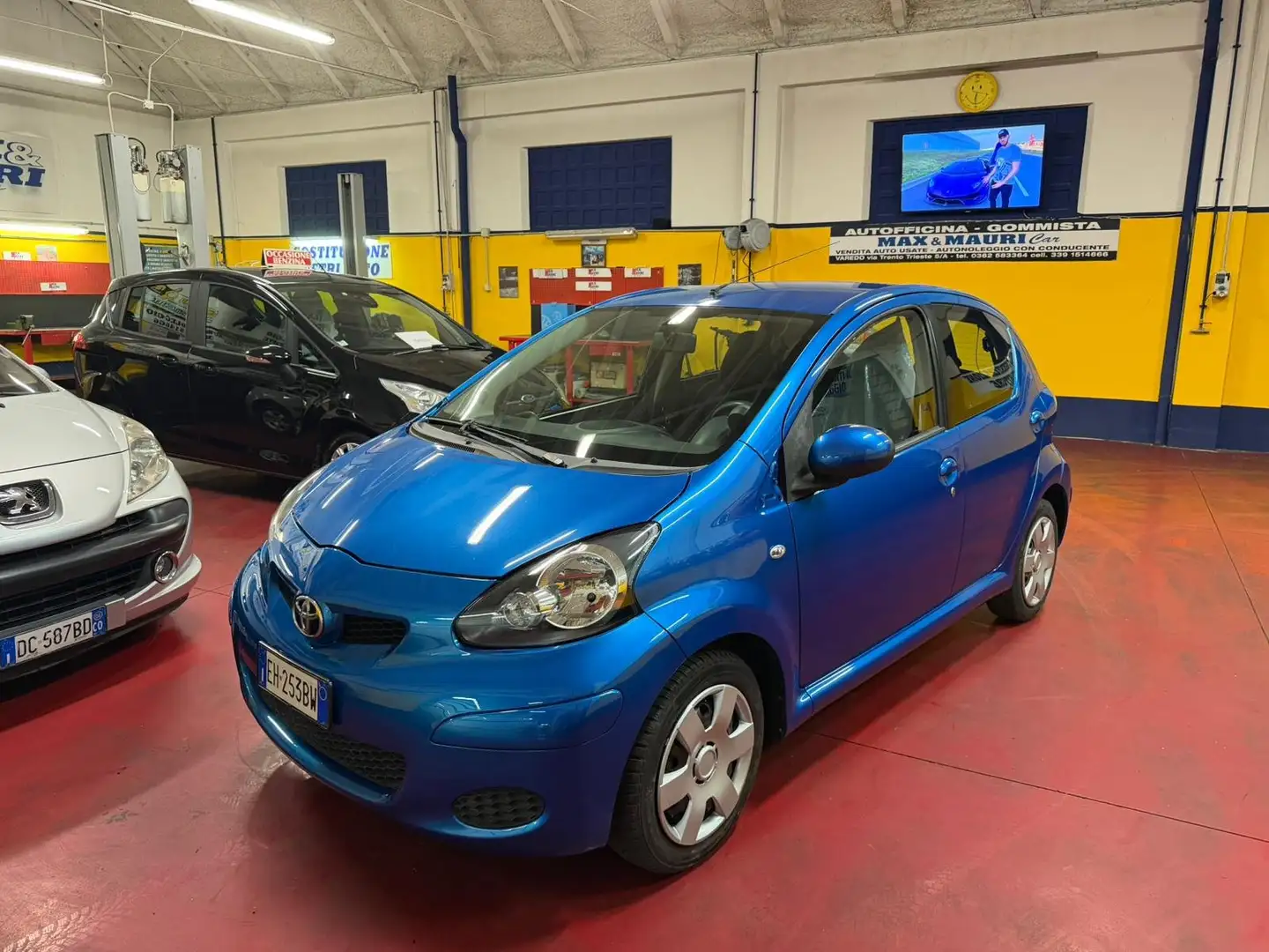 Toyota Aygo Aygo I 2005 5p AUTOMATICA Blu/Azzurro - 1