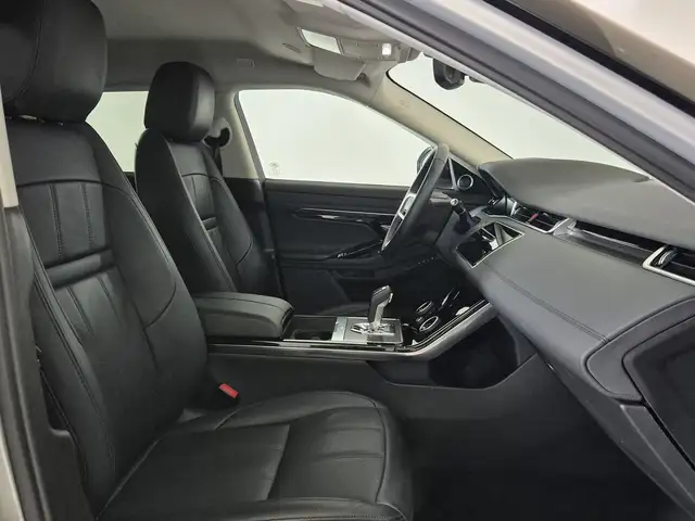 Land Rover Range Rover Evoque view 5