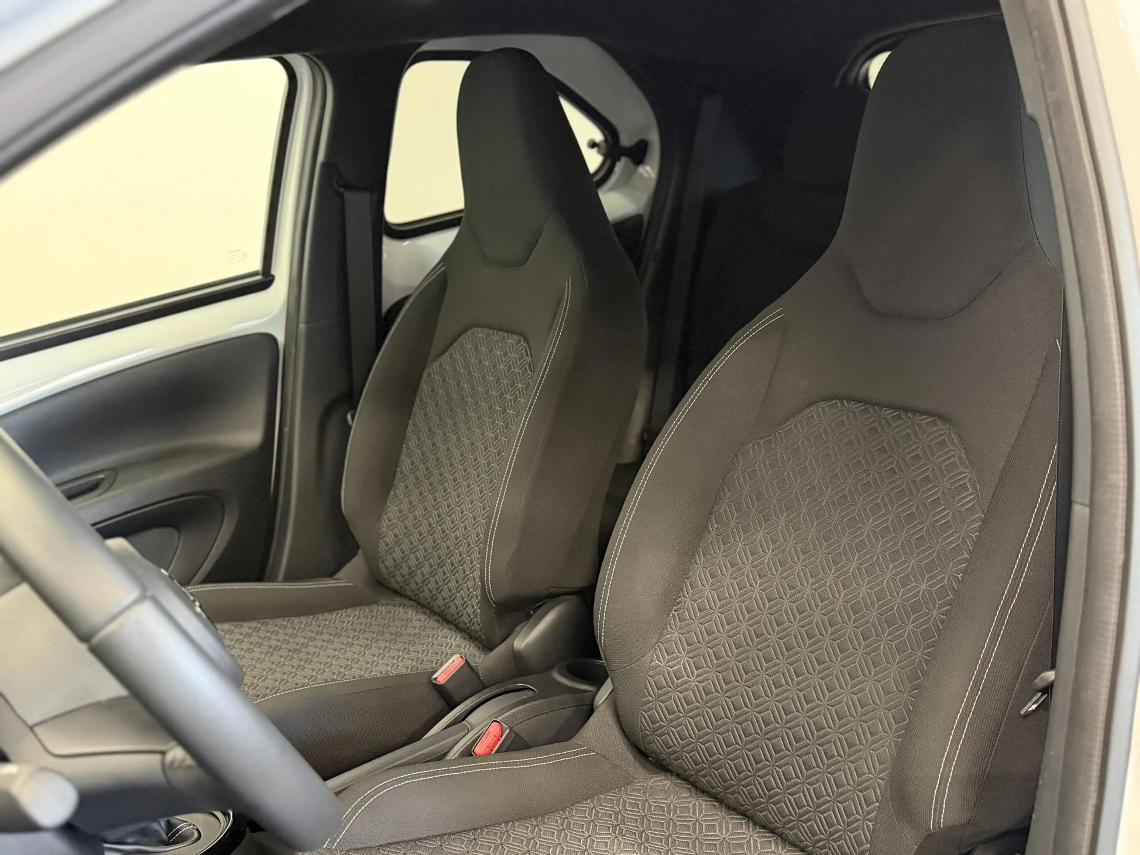 Toyota Aygo X 1.0 VVT-i Automaat Pulse Navigatie Apple Carplay/A — photo 5