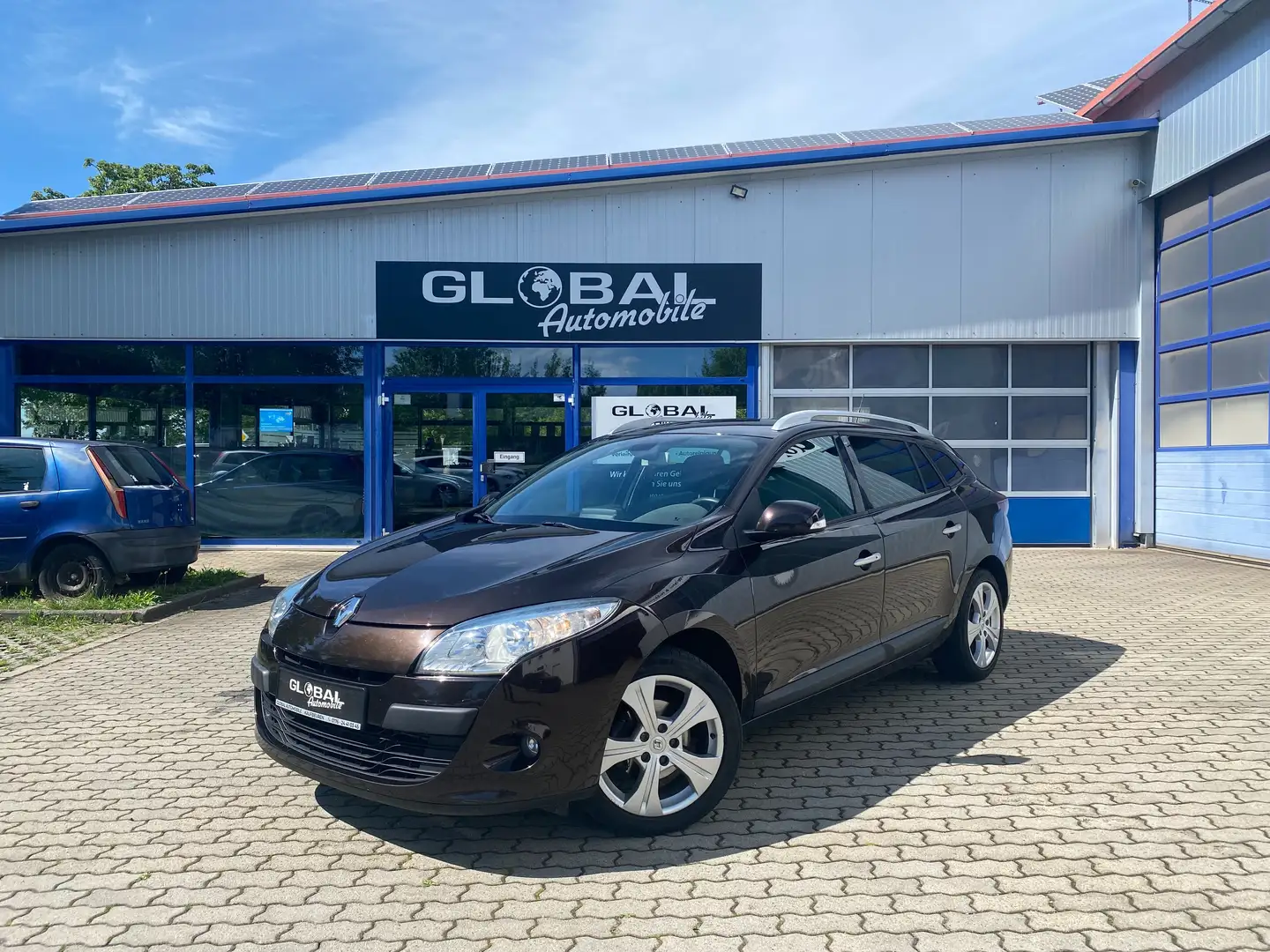 Renault Megane Dynamique*NAVI*PDC*TEMPOMAT* Braun - 1