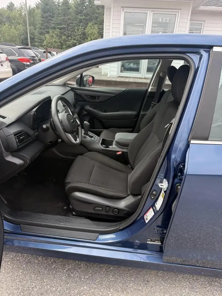 Subaru Legacy снимка Subaru Legacy