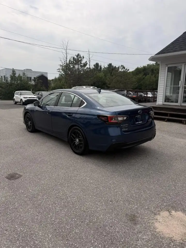 Subaru Legacy снимка Subaru Legacy