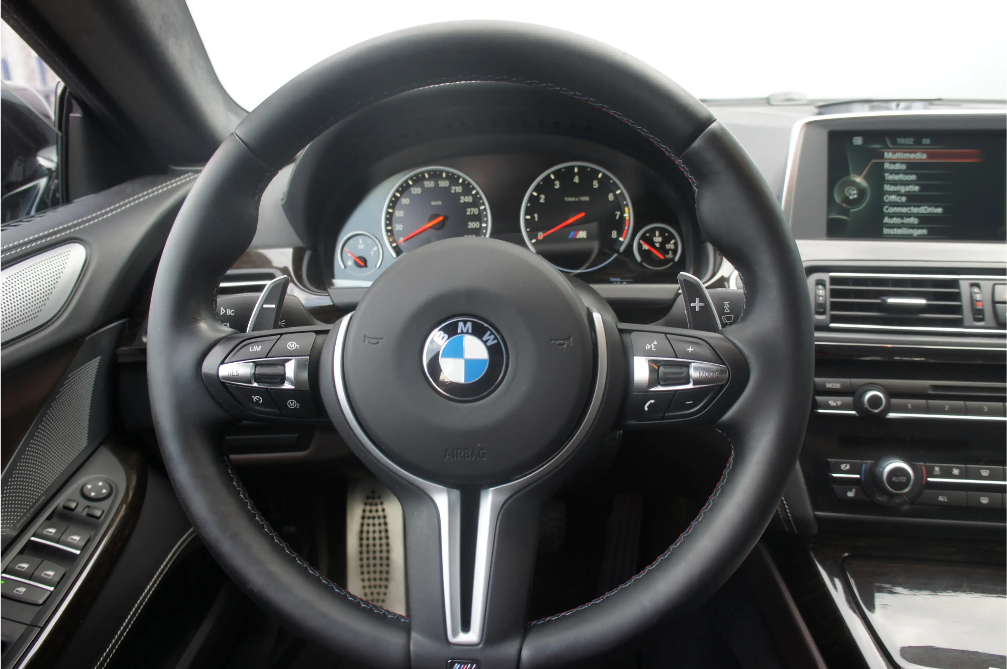 BMW M6 6-serie Gran Coupé — photo 13