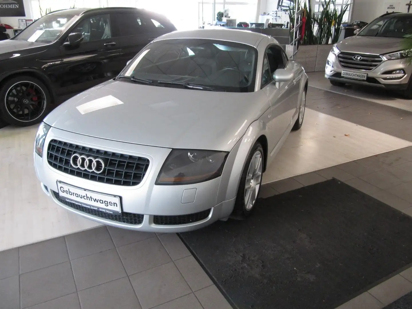 Audi TT Coupe 1.8 T 20 V . 85700 Km. BOSE. S-Line. Argent - 1