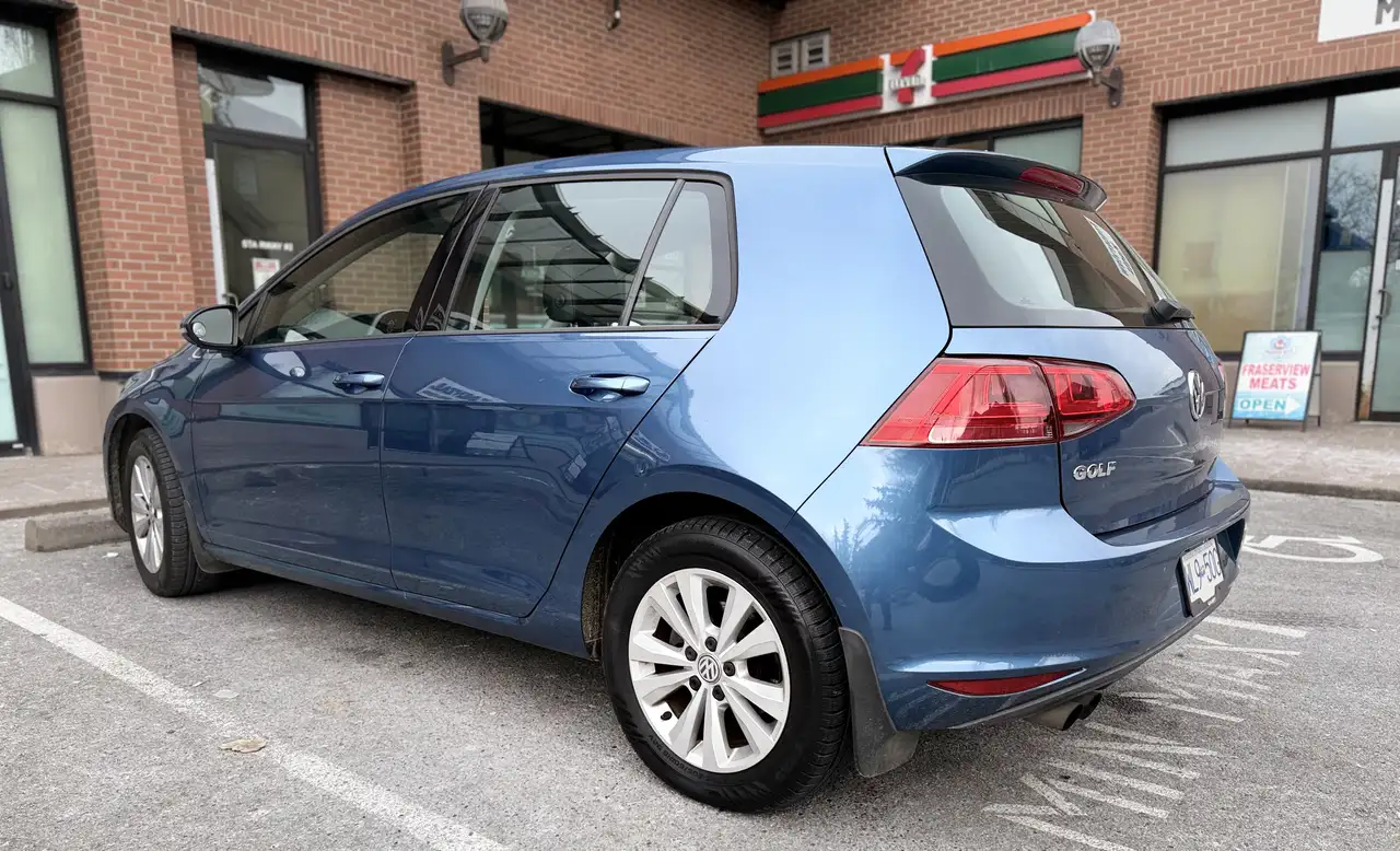 Volkswagen Golf снимка Volkswagen Golf