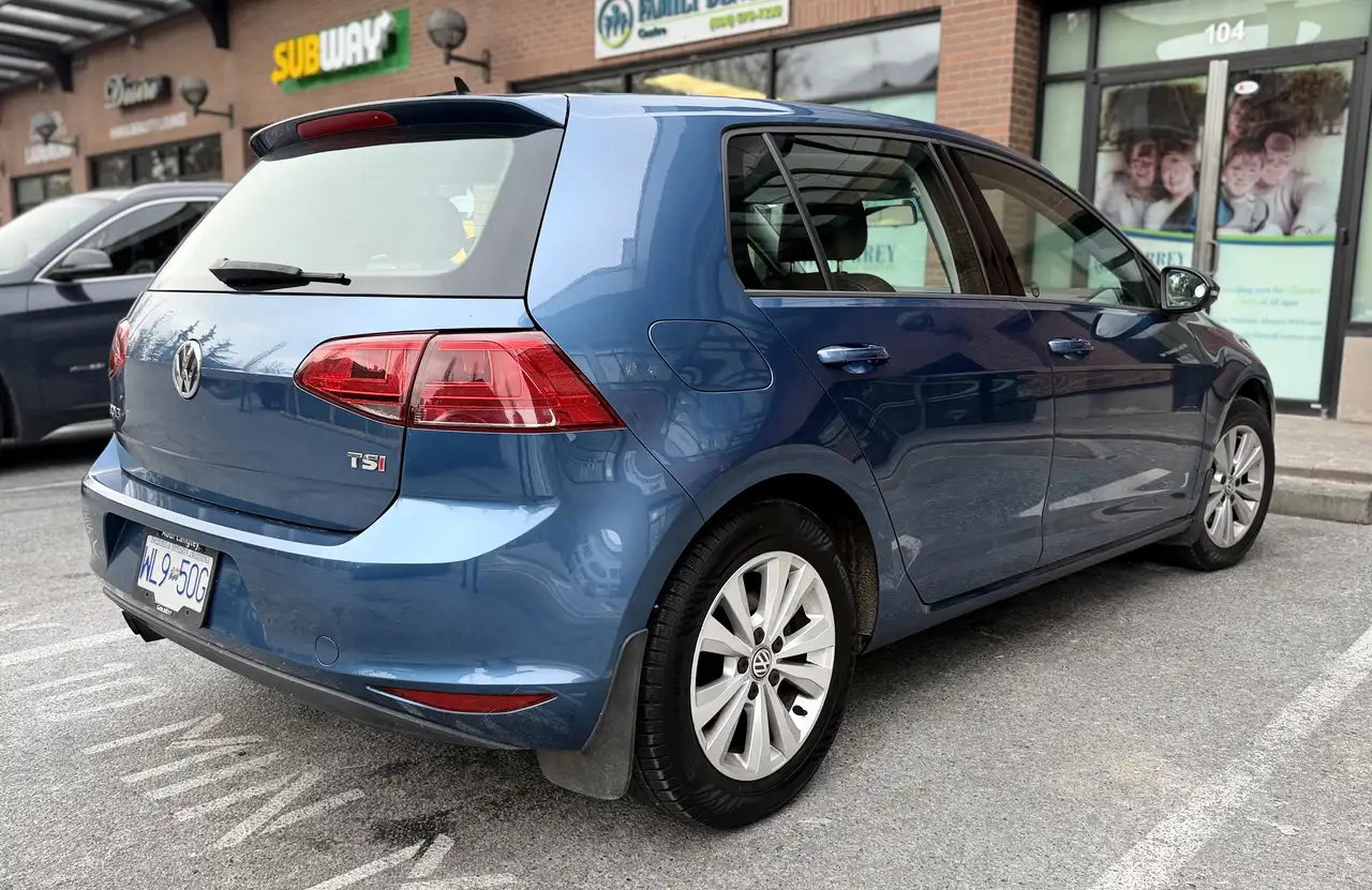 Volkswagen Golf снимка Volkswagen Golf