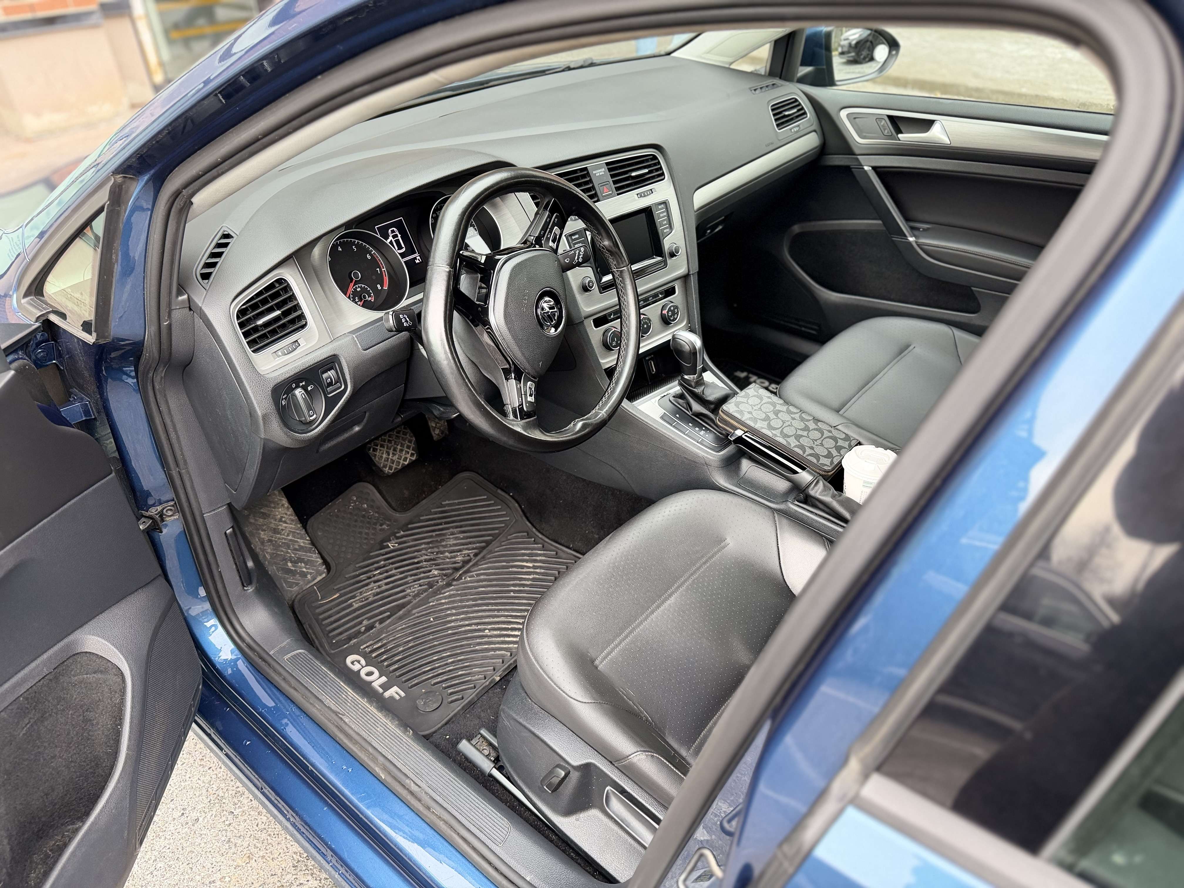2015 Volkswagen Golf Comfortline thumb 8