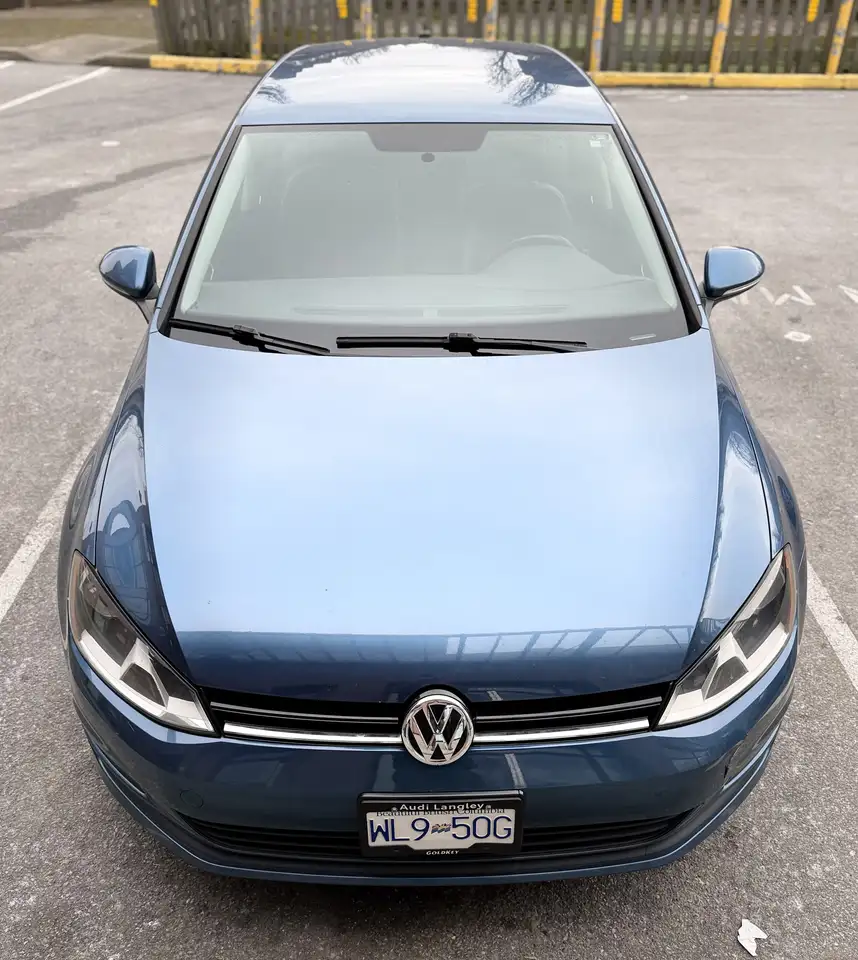 Volkswagen Golf снимка Volkswagen Golf