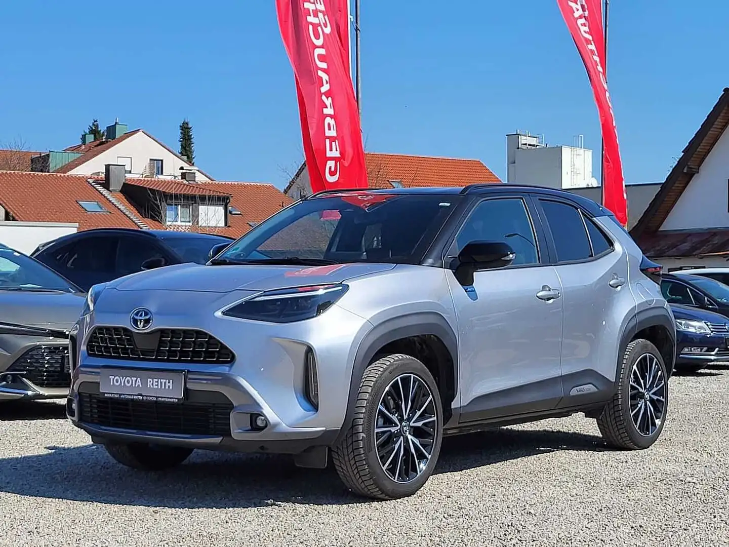 Toyota Yaris Cross Hybrid 1.5 VVT-i Adventure Silber - 2