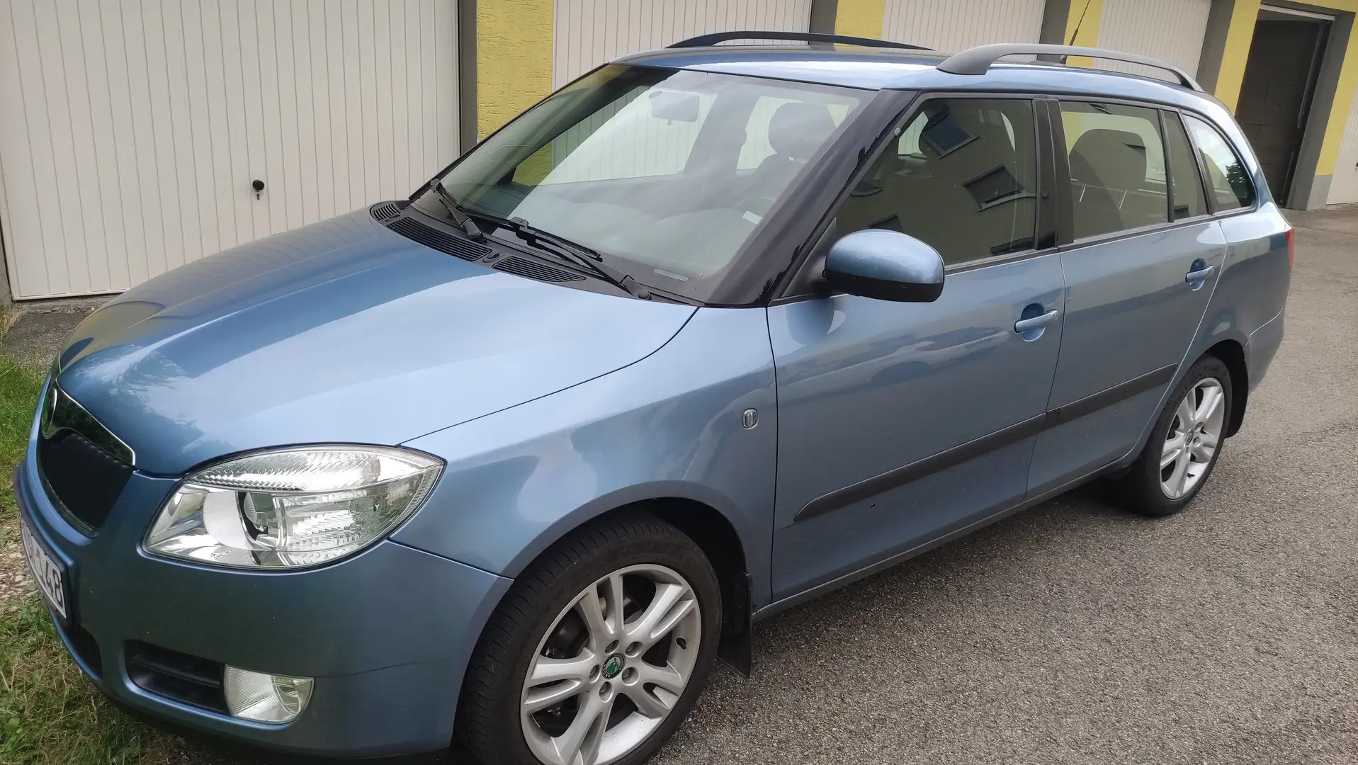 Skoda Fabia Sport ** 1.Hand ** NR ** Grau - 1