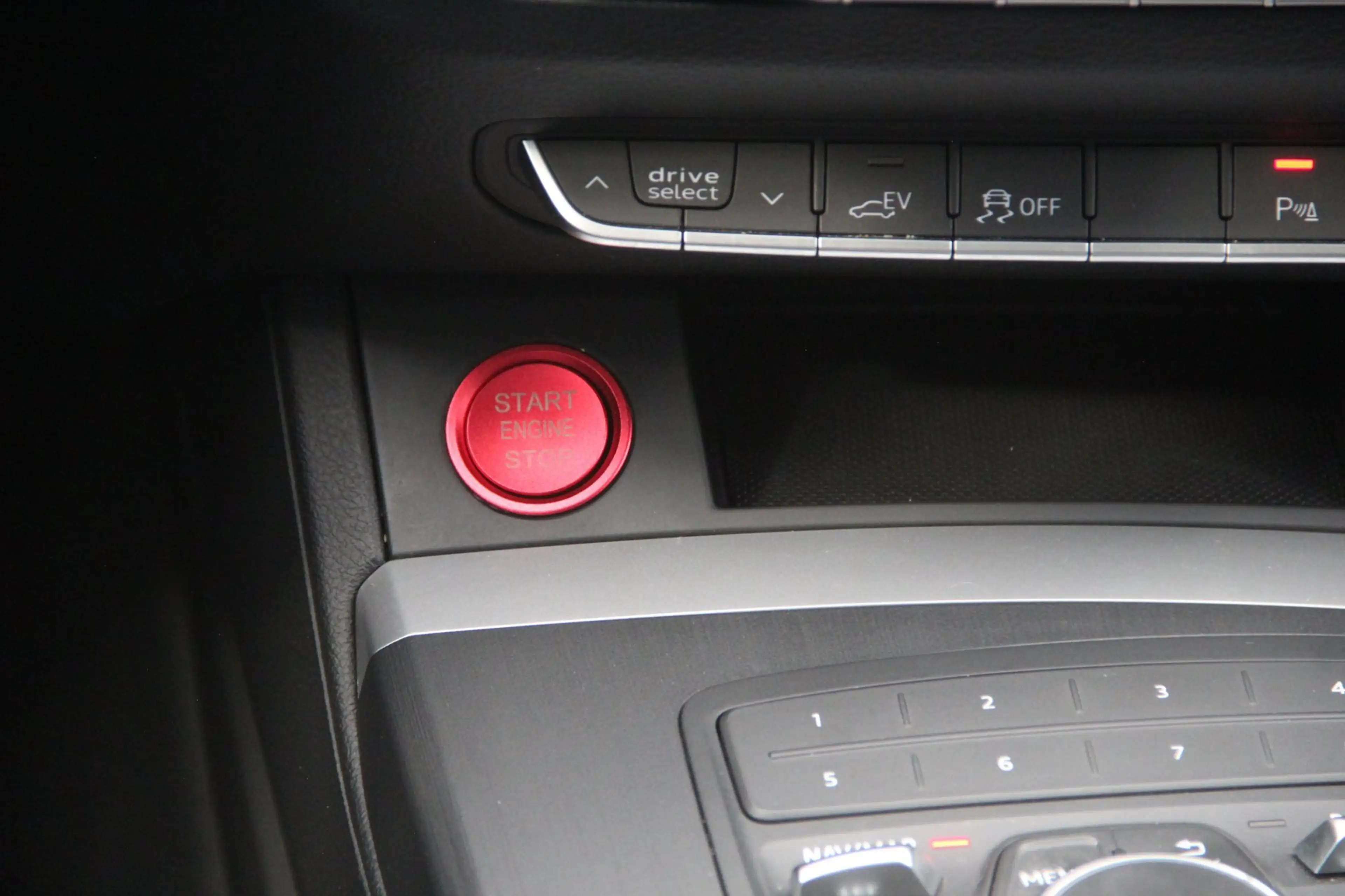 Audi Q5 50 TFSI e 299Pk PHEV Quattro Pro Line NL Auto | 1e — photo 17
